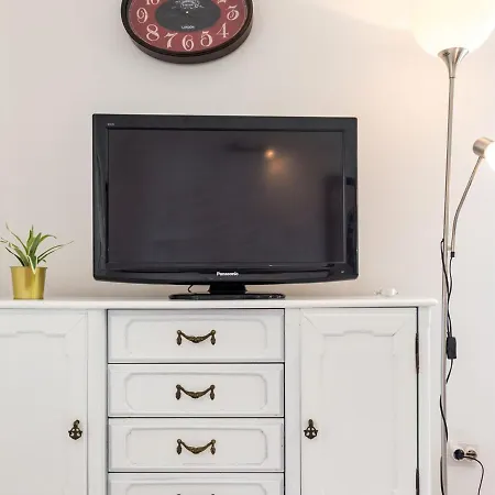 Almond Near Omis, Private Pool *